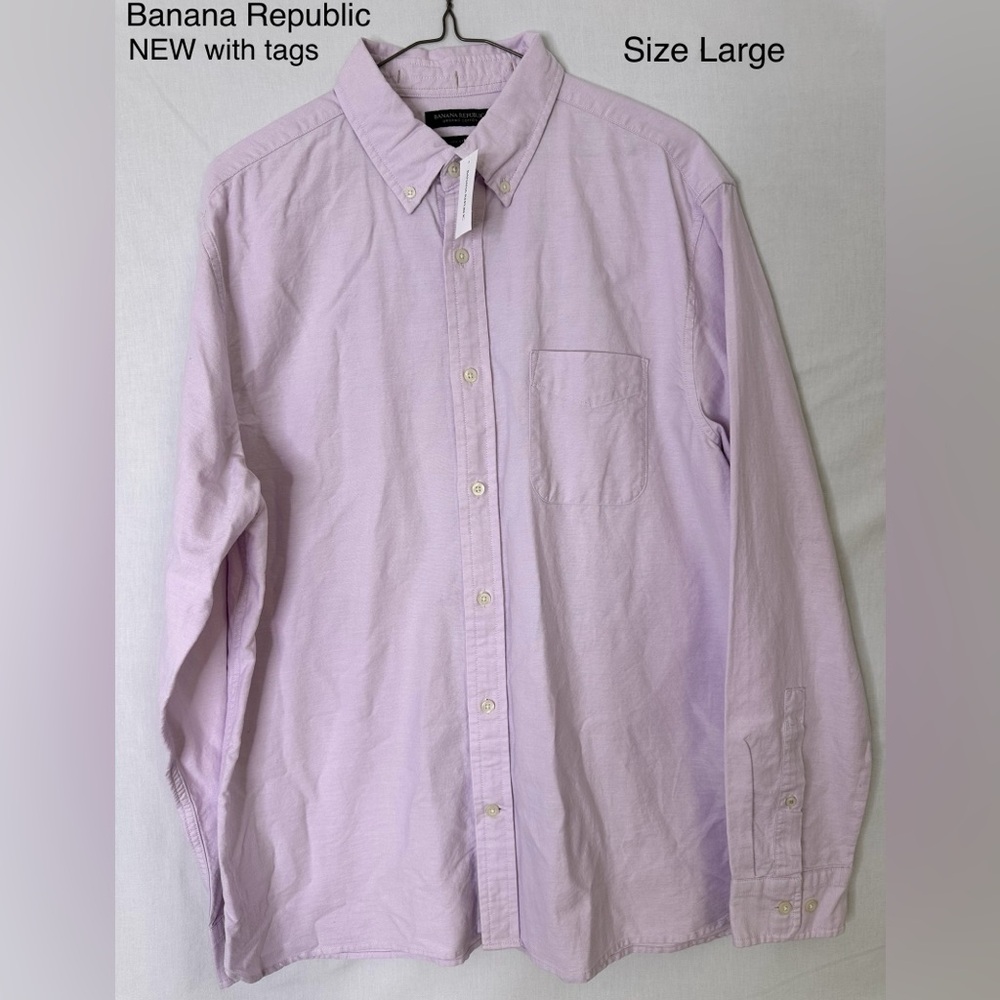 Men’s BANANA REPUBLIC NEW with tags. Long sleeve button-down untucked standard